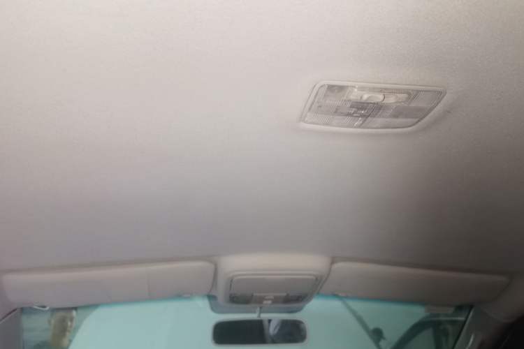 Used JMC Yuhu 7 2017 2.4T Classic Edition Diesel 4x4 Luxury Version JX4D24A5L Headliner