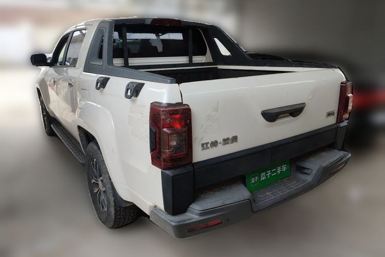 Used JMC Yuhu 7 2017 2.0T Gasoline Automatic 4x4 Ultra-Luxury Version JX4G20A5L Rear Left 45 Deg
