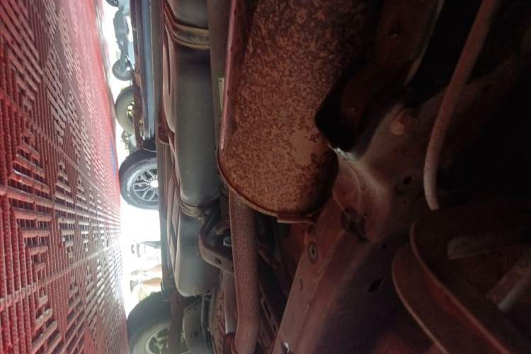 Used JMC Yuhu 7 2020 2.0T Diesel Automatic 2WD Comfort Edition Short Wheelbase China VI Emission Standard JX4D20A6L Chassis Rear Right