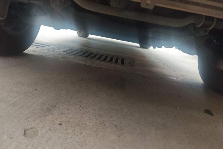 Used JMC Yuhu 7 2020 2.0T Diesel Manual 4x4 Comfort Edition Short Wheelbase China VI Emission Standard JX4D20A6L Chassis Front
