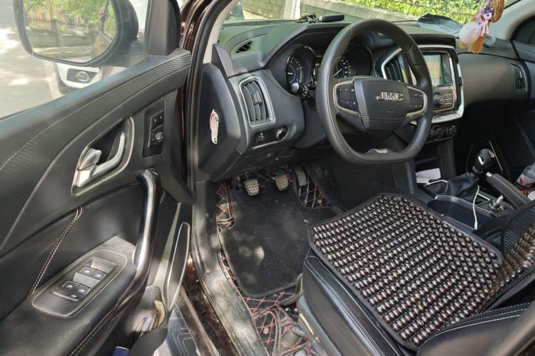 Used JMC Yuhu 7 2020 2.0T Diesel Manual 4x4 Comfort Edition Long Wheelbase China VI Emission Standard JX4D20A6L Driver Seat