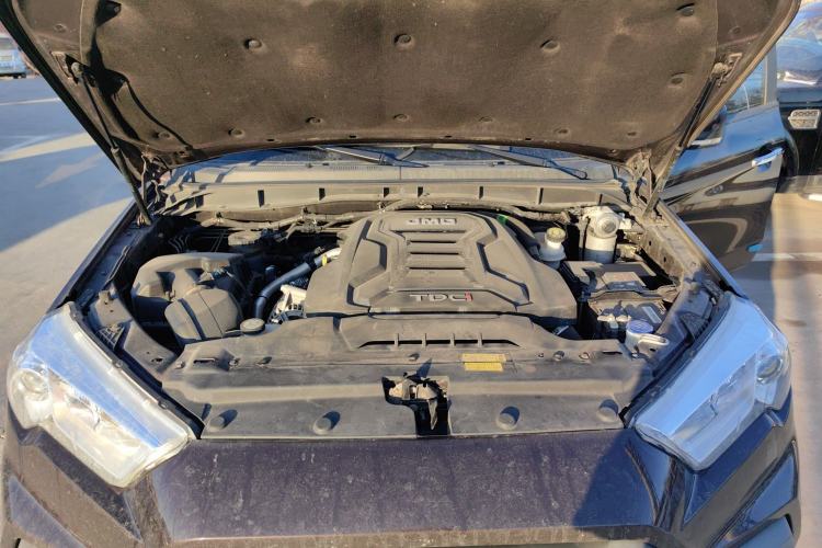 Used JMC Yuhu 7 2020 2.0T Diesel Automatic 2WD Comfort Plus Long Wheelbase China VI Emission Standard JX4D20A6L Engine Bay