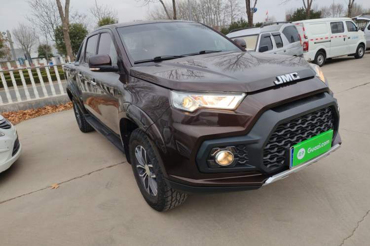 Used JMC Yuhu 7 2020 2.0T Diesel Manual Two-Wheel Drive Comfort Edition Long Wheelbase China VI Emission Standard JX4D20A6L Exterior 2