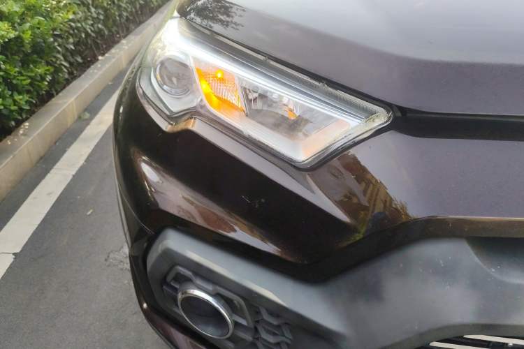 Used JMC Yuhu 7 2020 2.0T Diesel Automatic 4x4 Comfort Edition Short Wheelbase China VI Standard JX4D20A6L Exterior 6