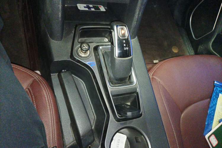 Used JMC Yuhu 7 2020 2.0T Diesel Automatic 2WD Comfort Plus Long Wheelbase China VI Emission Standard JX4D20A6L Gear Lever