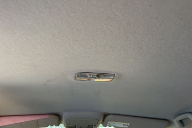 Used JMC Yuhu 7 2020 2.0T Diesel Automatic 4x4 Comfort Edition Short Wheelbase China VI Standard JX4D20A6L Headliner
