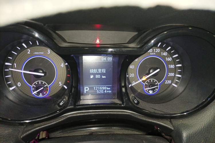 Used JMC Yuhu 7 2020 2.0T Diesel Automatic 2WD Comfort Plus Long Wheelbase China VI Emission Standard JX4D20A6L Instrument Cluster