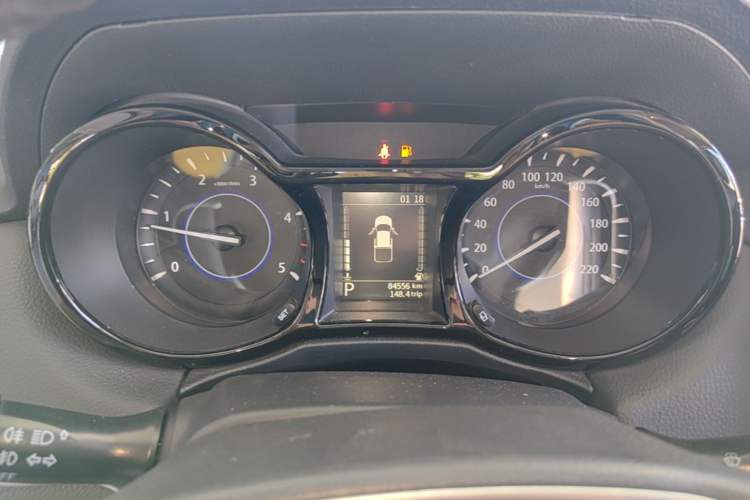 Used JMC Yuhu 7 2020 2.0T Diesel Automatic 2WD Comfort Plus Long Wheelbase China VI Emission Standard JX4D20A6L Instrument Cluster