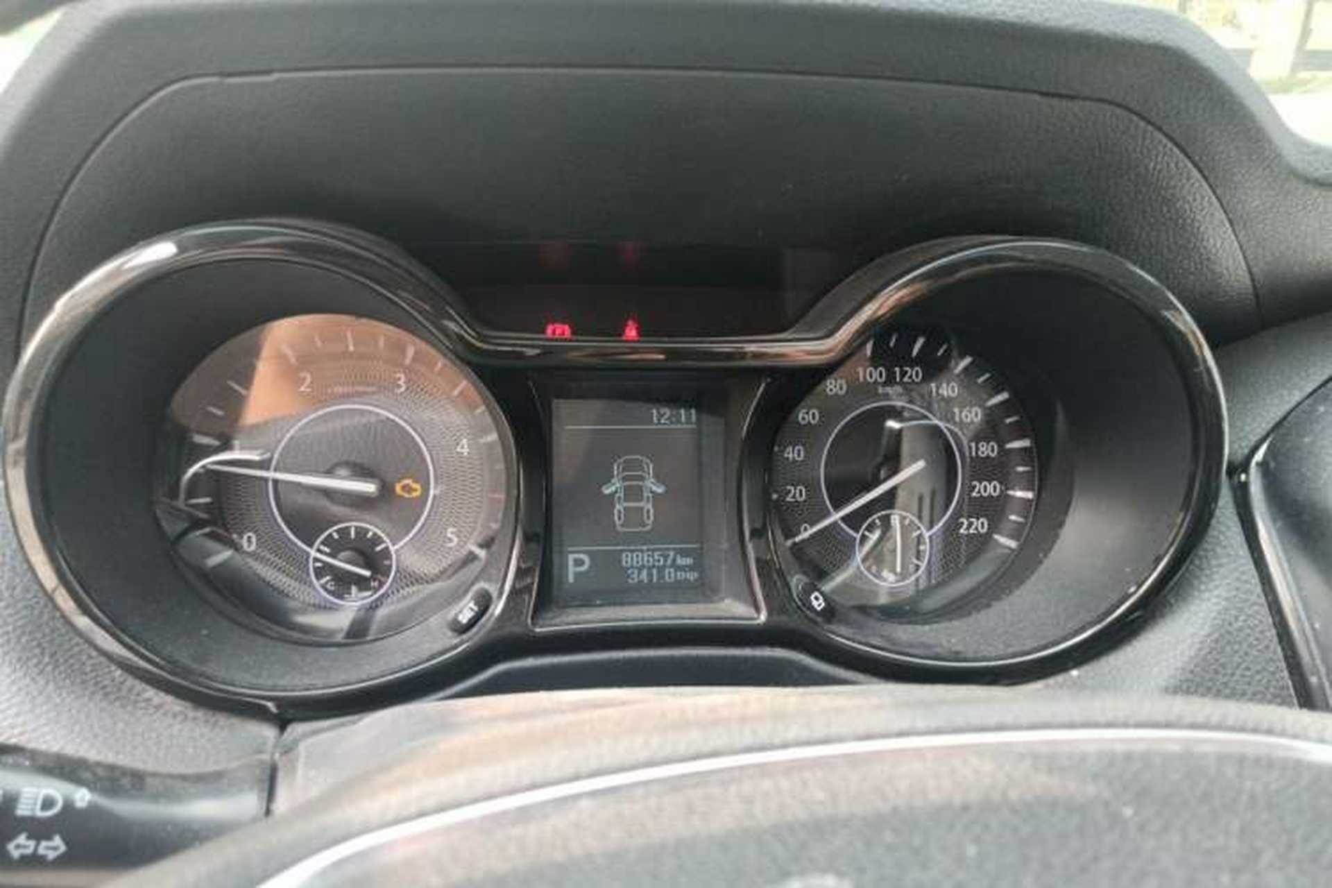 Used JMC Yuhu 7 2020 2.0T Diesel Automatic 2WD Comfort Edition Short Wheelbase China VI Emission Standard JX4D20A6L Instrument Cluster