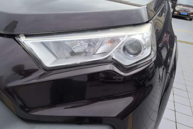 Used JMC Yuhu 7 2020 2.0T Diesel Automatic 2WD Comfort Plus Long Wheelbase China VI Emission Standard JX4D20A6L Left Front Headlight