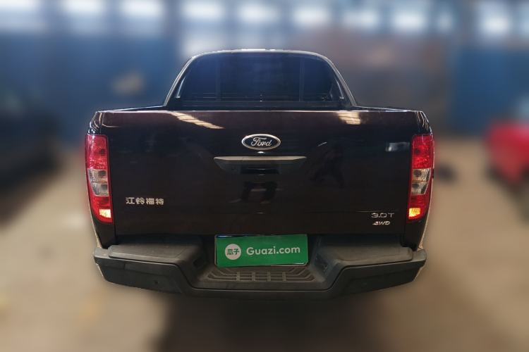 Used JMC Yuhu 7 2020 2.0T Diesel Automatic 2WD Comfort Plus Long Wheelbase China VI Emission Standard JX4D20A6L Rear