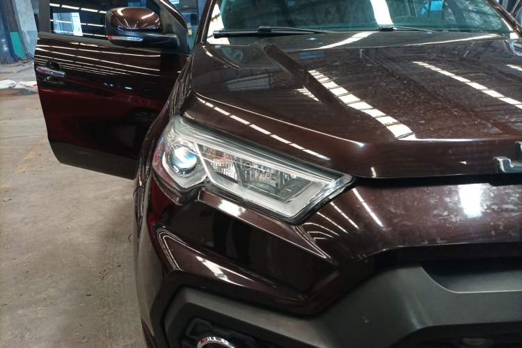Used JMC Yuhu 7 2020 2.0T Diesel Automatic 2WD Comfort Plus Long Wheelbase China VI Emission Standard JX4D20A6L Right Front Headlight