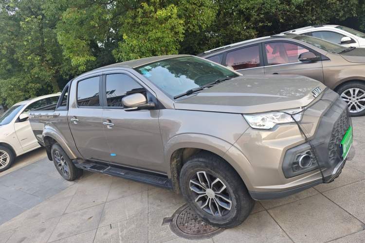 Used JMC Yuhu 7 2020 2.0T Diesel Automatic 2WD Comfort Plus Long Wheelbase China VI Emission Standard JX4D20A6L Exterior 2