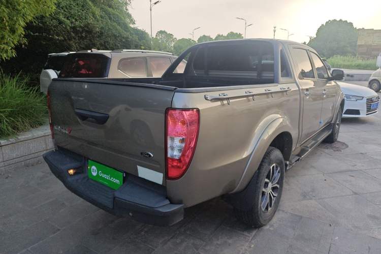 Used JMC Yuhu 7 2020 2.0T Diesel Automatic 2WD Comfort Plus Long Wheelbase China VI Emission Standard JX4D20A6L Exterior 3