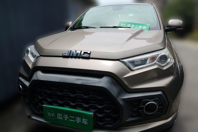 Used JMC Yuhu 7 2020 2.0T Diesel Automatic 4x4 Comfort Edition Short Wheelbase China VI Standard JX4D20A6L Front