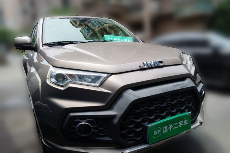 Used JMC Yuhu 7 2020 2.0T Diesel Automatic 4x4 Comfort Edition Short Wheelbase China VI Standard JX4D20A6L Front Right 45 Deg