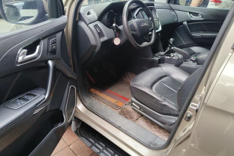Used JMC Yuhu 7 2020 2.0T Diesel Manual Two-Wheel Drive Comfort Edition Short Wheelbase China VI Standard JX4D20A6L Driver Seat