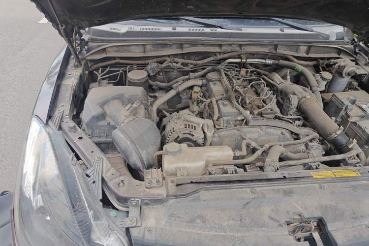 Used JMC Yuhu 7 2020 2.0T Diesel Automatic 2WD Comfort Plus Long Wheelbase China VI Emission Standard JX4D20A6L Engine Bay Right