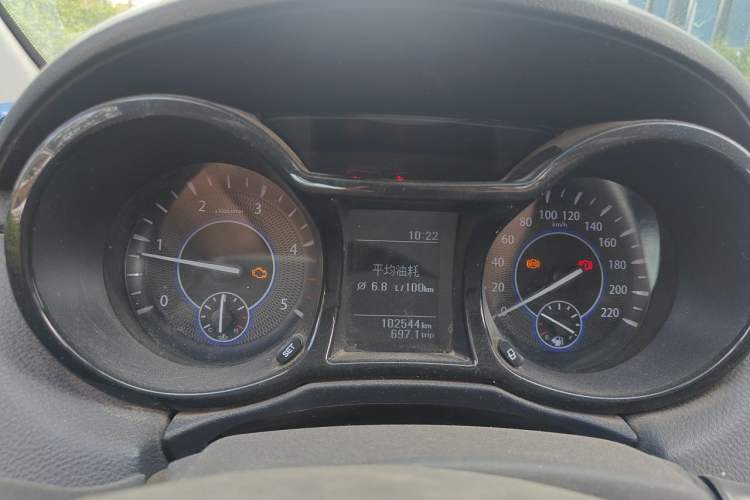 Used JMC Yuhu 7 2020 2.0T Diesel Automatic 2WD Comfort Plus Long Wheelbase China VI Emission Standard JX4D20A6L Instrument Cluster