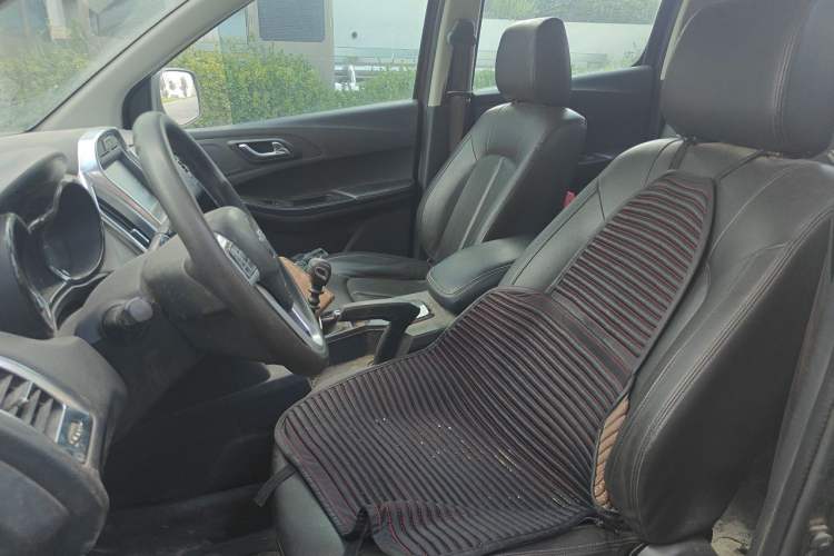 Used JMC Yuhu 7 2020 2.0T Diesel Automatic 2WD Comfort Plus Long Wheelbase China VI Emission Standard JX4D20A6L Left Front Seat