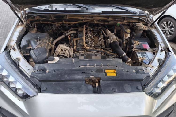 Used JMC Yuhu 7 2020 2.0T Diesel Automatic 4x4 Prestige Edition Long Wheelbase China VI Emission Standard JX4D20A6L Engine Bay