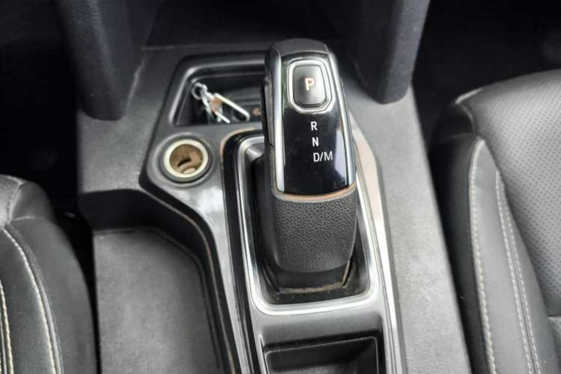 Used JMC Yuhu 7 2020 2.0T Diesel Automatic 4x4 Prestige Edition Long Wheelbase China VI Emission Standard JX4D20A6L Gear Lever