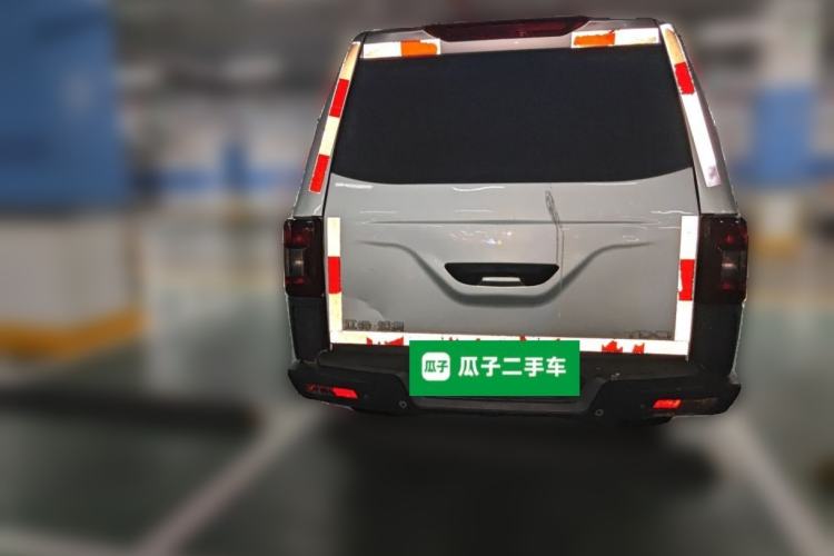 Used JMC Yuhu 7 2020 2.0T Diesel Manual Two-Wheel Drive Comfort Edition Short Wheelbase China VI Standard JX4D20A6L Rear