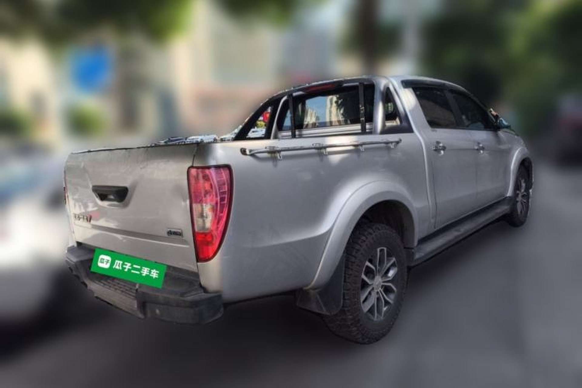 Used JMC Yuhu 7 2020 2.0T Diesel Automatic 4x4 Prestige Edition Long Wheelbase China VI Emission Standard JX4D20A6L Rear Right 45 Deg