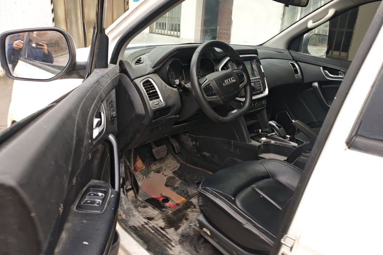 Used JMC Yuhu 7 2020 2.0T Diesel Automatic 2WD Comfort Plus Long Wheelbase China VI Emission Standard JX4D20A6L Driver Seat