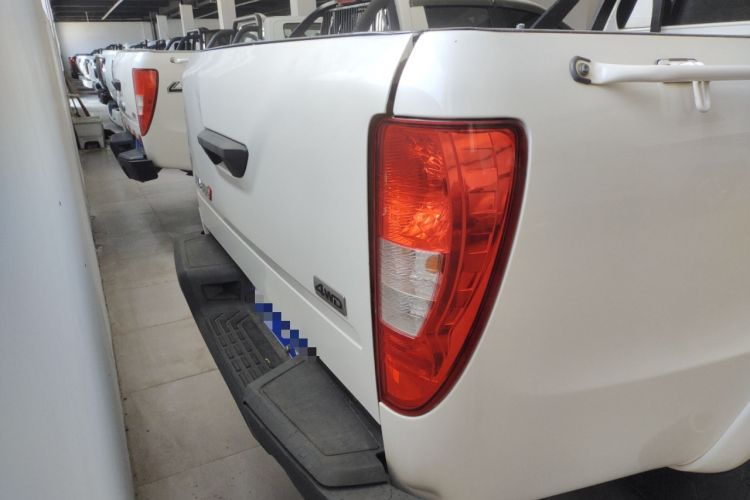 Used JMC Yuhu 7 2020 2.0T Diesel Manual 4x4 Comfort Edition Long Wheelbase China VI Emission Standard JX4D20A6L Exterior 4