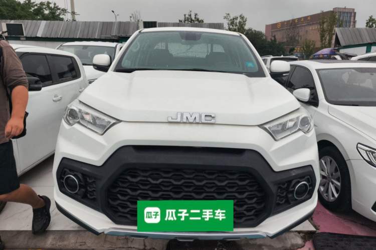 Used JMC Yuhu 7 2020 2.0T Diesel Manual 4x4 Comfort Edition Long Wheelbase China VI Emission Standard JX4D20A6L Front
