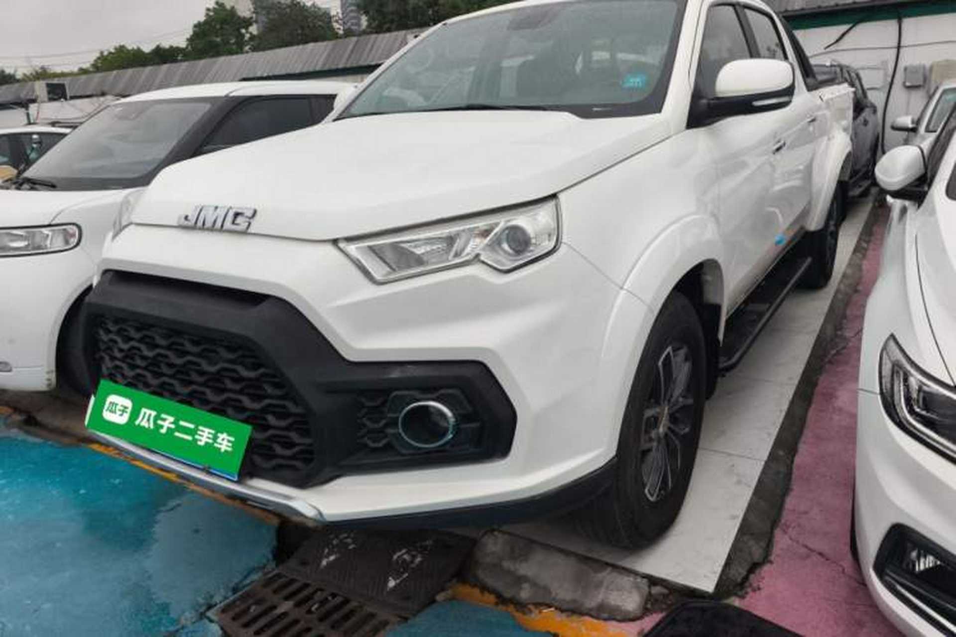 Used JMC Yuhu 7 2020 2.0T Diesel Manual 4x4 Comfort Edition Long Wheelbase China VI Emission Standard JX4D20A6L Front Left 45 Deg