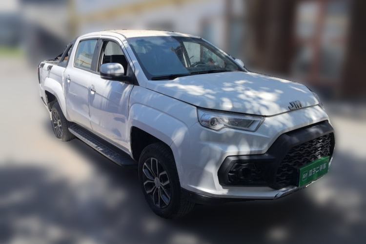 Used JMC Yuhu 7 2020 2.0T Diesel Manual 4x4 Comfort Edition Short Wheelbase China VI Emission Standard JX4D20A6L Front Right 45 Deg