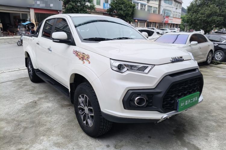 Used JMC Yuhu 7 2020 2.0T Diesel Manual 4x4 Comfort Edition Long Wheelbase China VI Emission Standard JX4D20A6L Front Right 45 Deg