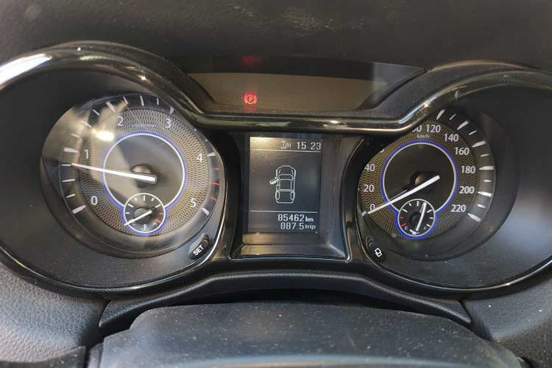 Used JMC Yuhu 7 2020 2.0T Diesel Manual 4x4 Comfort Edition Long Wheelbase China VI Emission Standard JX4D20A6L Instrument Cluster