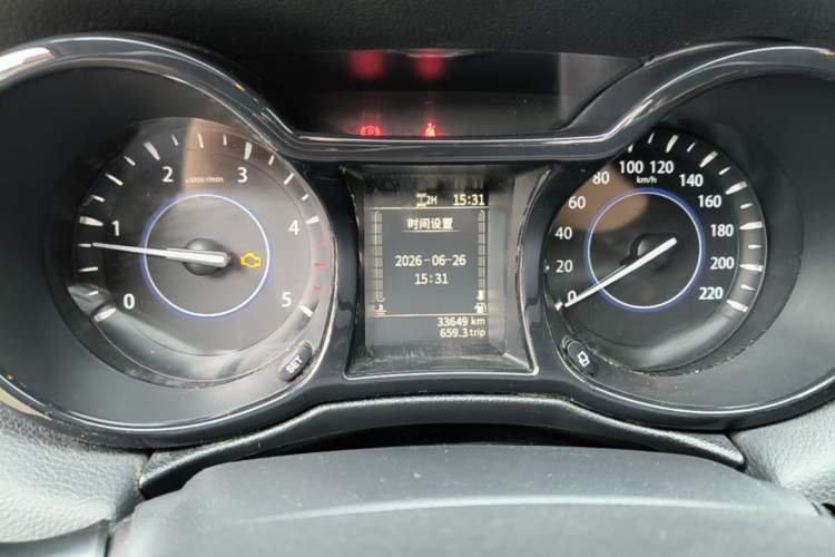 Used JMC Yuhu 7 2020 2.0T Diesel Manual 4x4 Comfort Edition Long Wheelbase China VI Emission Standard JX4D20A6L Instrument Cluster