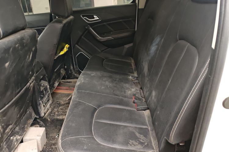 Used JMC Yuhu 7 2020 2.0T Diesel Automatic 2WD Comfort Plus Long Wheelbase China VI Emission Standard JX4D20A6L Left Rear Seat