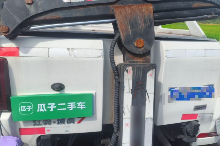 Used JMC Yuhu 7 2020 2.0T Diesel Manual 4x4 Comfort Edition Short Wheelbase China VI Emission Standard JX4D20A6L Trunk