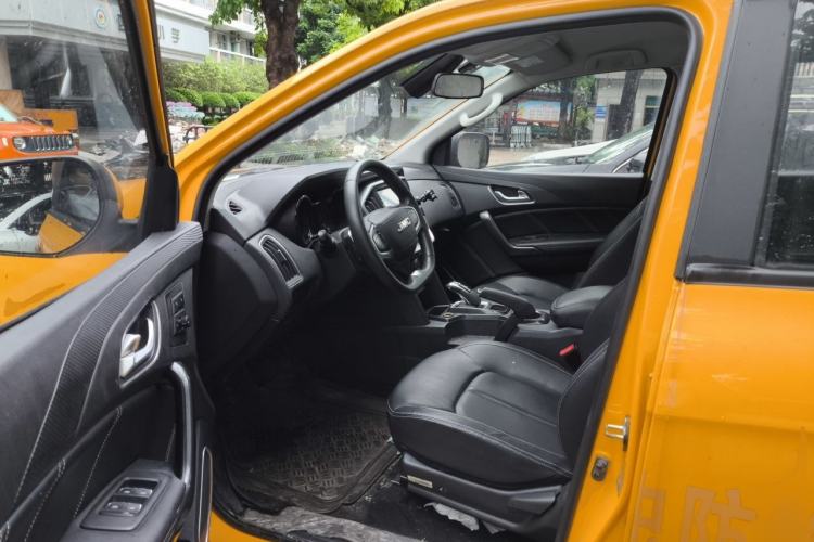 Used JMC Yuhu 7 2020 2.0T Diesel Automatic 2WD Comfort Plus Long Wheelbase China VI Emission Standard JX4D20A6L Driver Seat