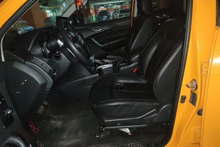 Used JMC Yuhu 7 2020 2.0T Diesel Automatic 4x4 Comfort Edition Long Wheelbase China VI Emission Standard JX4D20A6L Left Front Seat