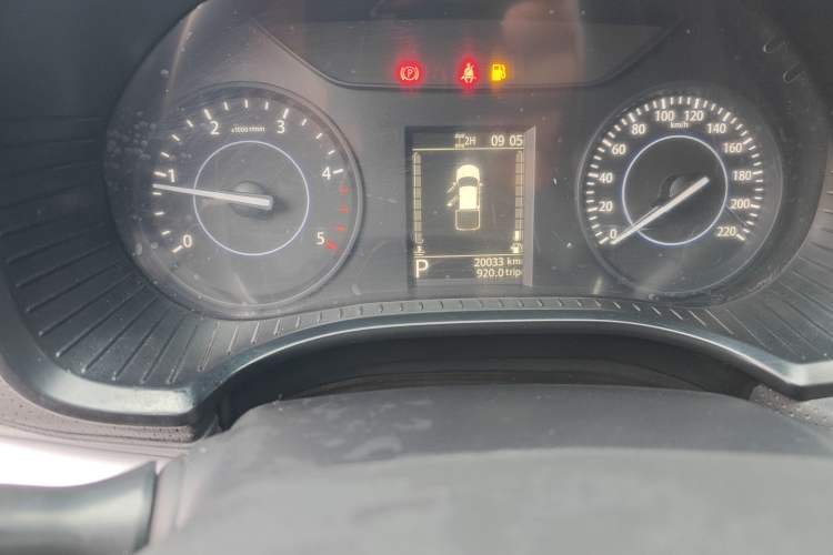 Used JMC Yuhu 7 2022 2.0T Automatic Diesel 4x4 Comfort Edition Standard Wheelbase Odometer Close Up