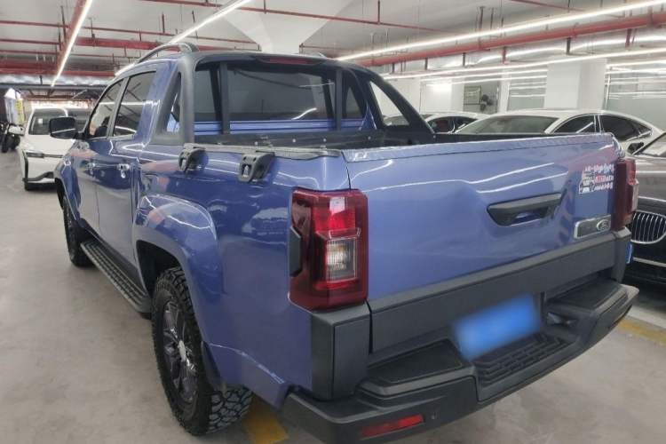 Used JMC Yuhu 7 2022 2.0T Automatic Diesel Two-Wheel Drive Comfort Version Standard Wheelbase Exterior 3