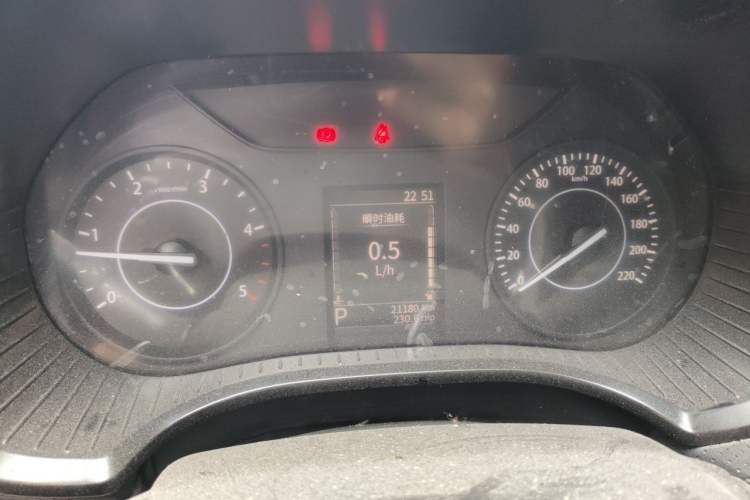 Used JMC Yuhu 7 2022 2.0T Automatic Diesel 4x4 Comfort Edition Standard Wheelbase Instrument Cluster