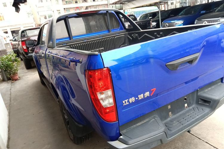 Used JMC Yuhu 7 2022 2.0T Automatic Diesel Two-Wheel Drive Comfort Plus Long Wheelbase Rear Left 45 Deg