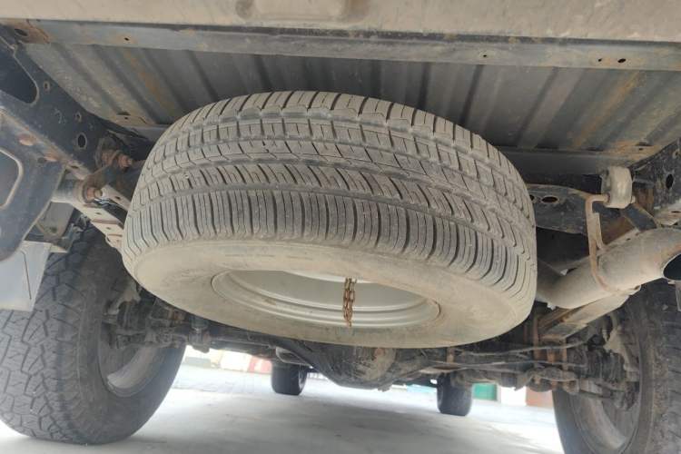 Used JMC Yuhu 7 2022 2.0T Automatic Diesel 4x4 Comfort Plus Long Wheelbase Chassis Rear