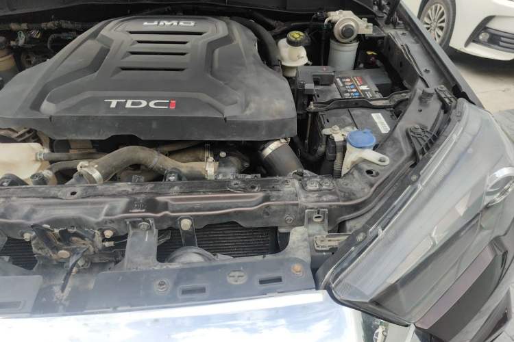 Used JMC Yuhu 7 2022 2.0T Automatic Diesel 4x4 Comfort Plus Long Wheelbase Engine Bay Left