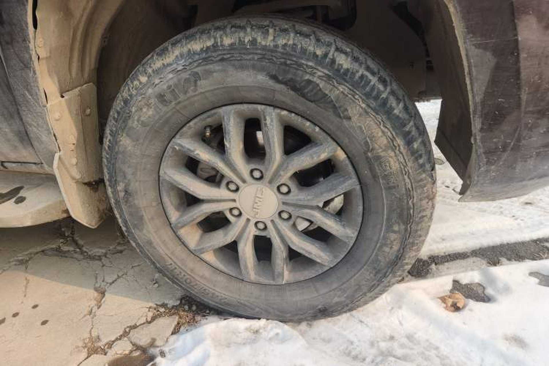 Used JMC Yuhu 7 2022 2.0T Manual Diesel 4x4 Comfort Version Standard Wheelbase Exterior 4