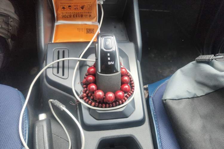 Used JMC Yuhu 7 2022 2.0T Automatic Diesel 4x4 Comfort Plus Long Wheelbase Gear Lever