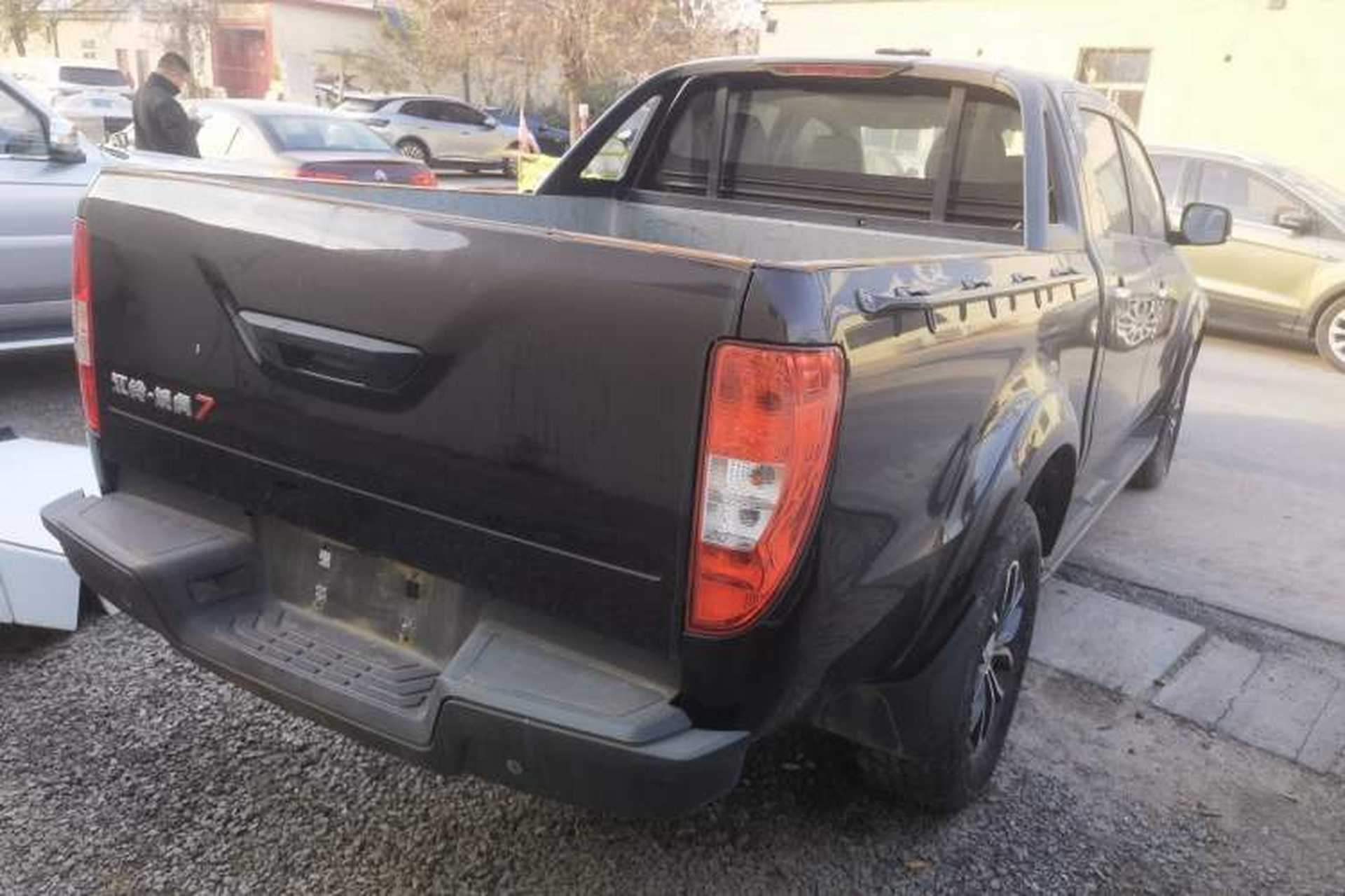 Used JMC Yuhu 7 2022 2.0T Manual Diesel Two-Wheel Drive Comfort Plus Long Wheelbase Rear Right 45 Deg