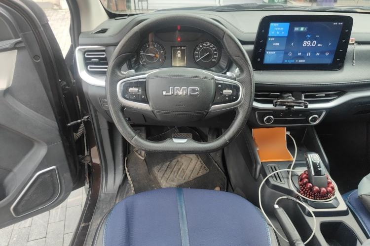 Used JMC Yuhu 7 2022 2.0T Automatic Diesel 4x4 Comfort Plus Long Wheelbase Steering Wheel